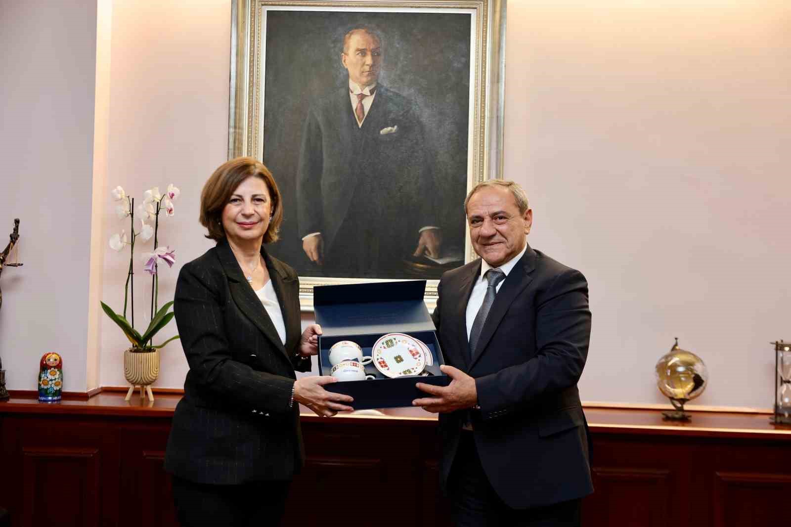Başkan Ünlüce, Azerbaycanlı konuklarını ağırladı