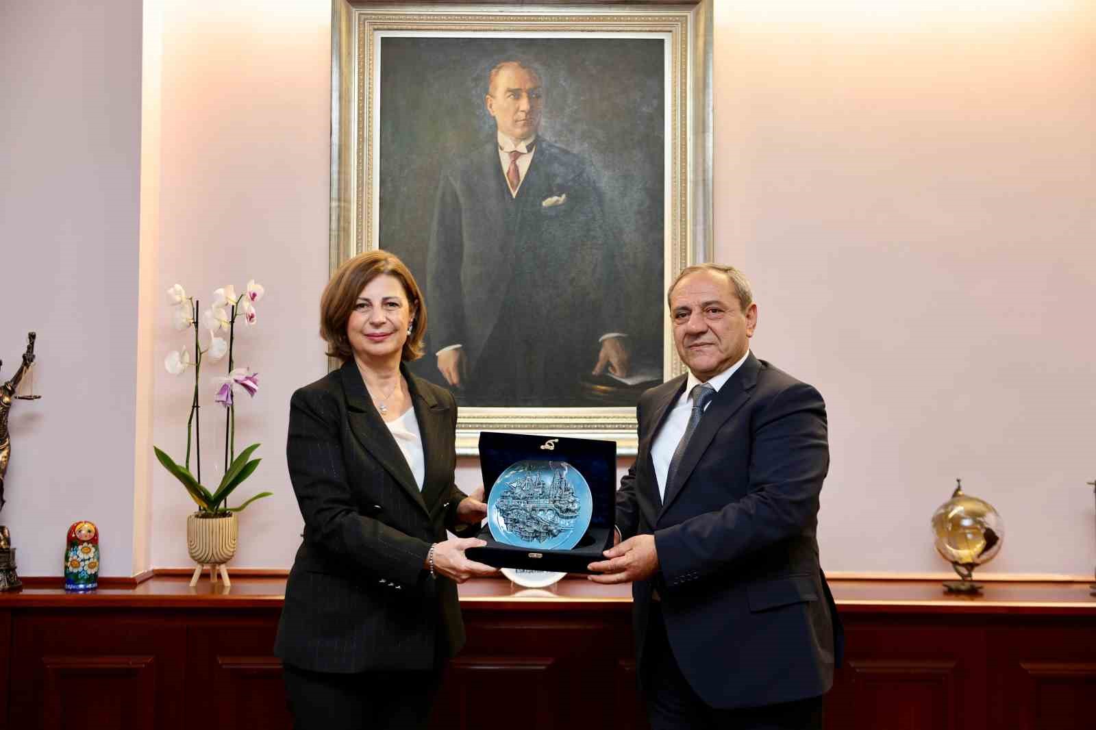 Başkan Ünlüce, Azerbaycanlı konuklarını ağırladı