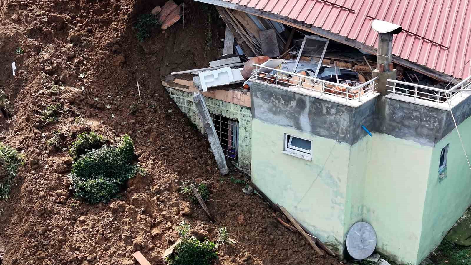 Heyelan sonrası yaşadıkları korku dolu anları anlattı
