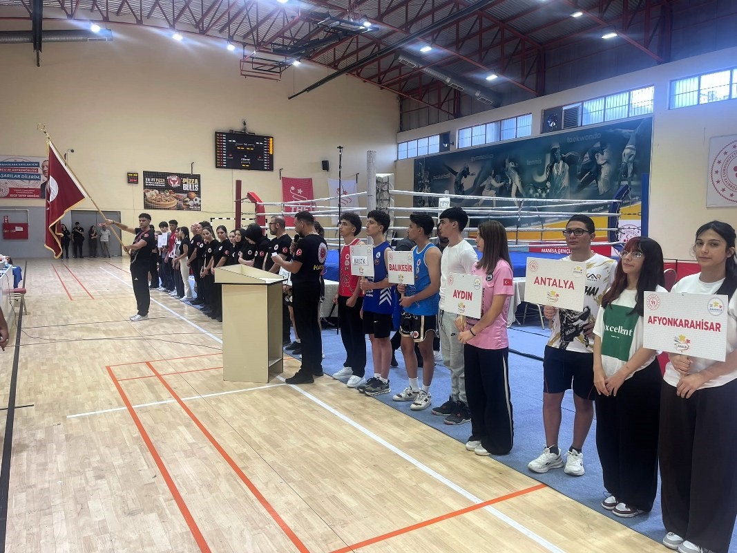 Manisa’da 17. İller Arası Muaythai Zafer Kupası sona erdi
