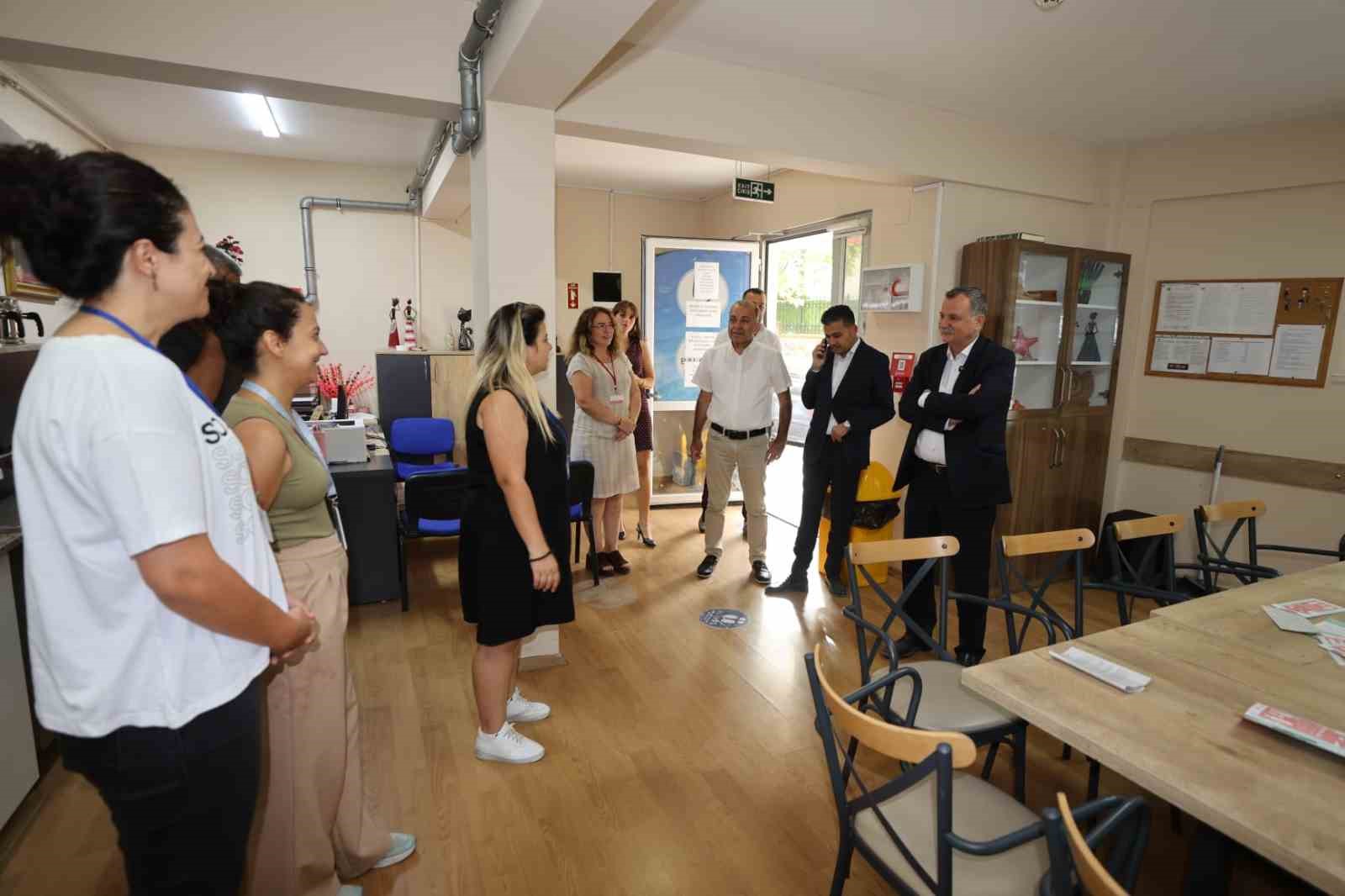 Başkan Balaban’dan kadın dayanışma ve eğitim merkezlerine ziyaret