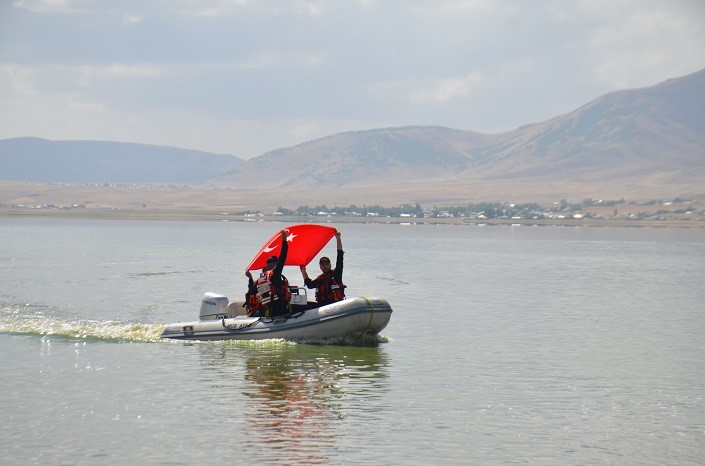 Bulanık’ta ‘Su Sporları ve Plaj Oyunları Şenliği’ düzenlendi