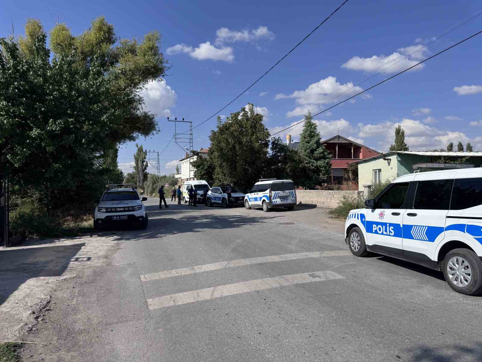 Tüfekle vurulan kadın ağır yaralandı