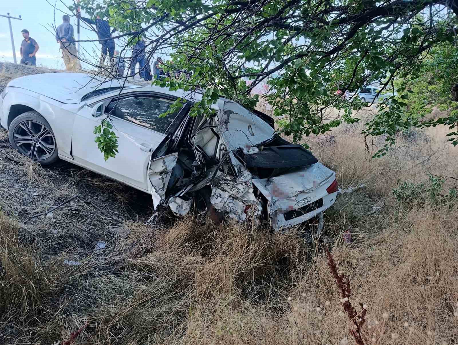 Malatya’da tır ile otomobil çarpıştı: 5 yaralı