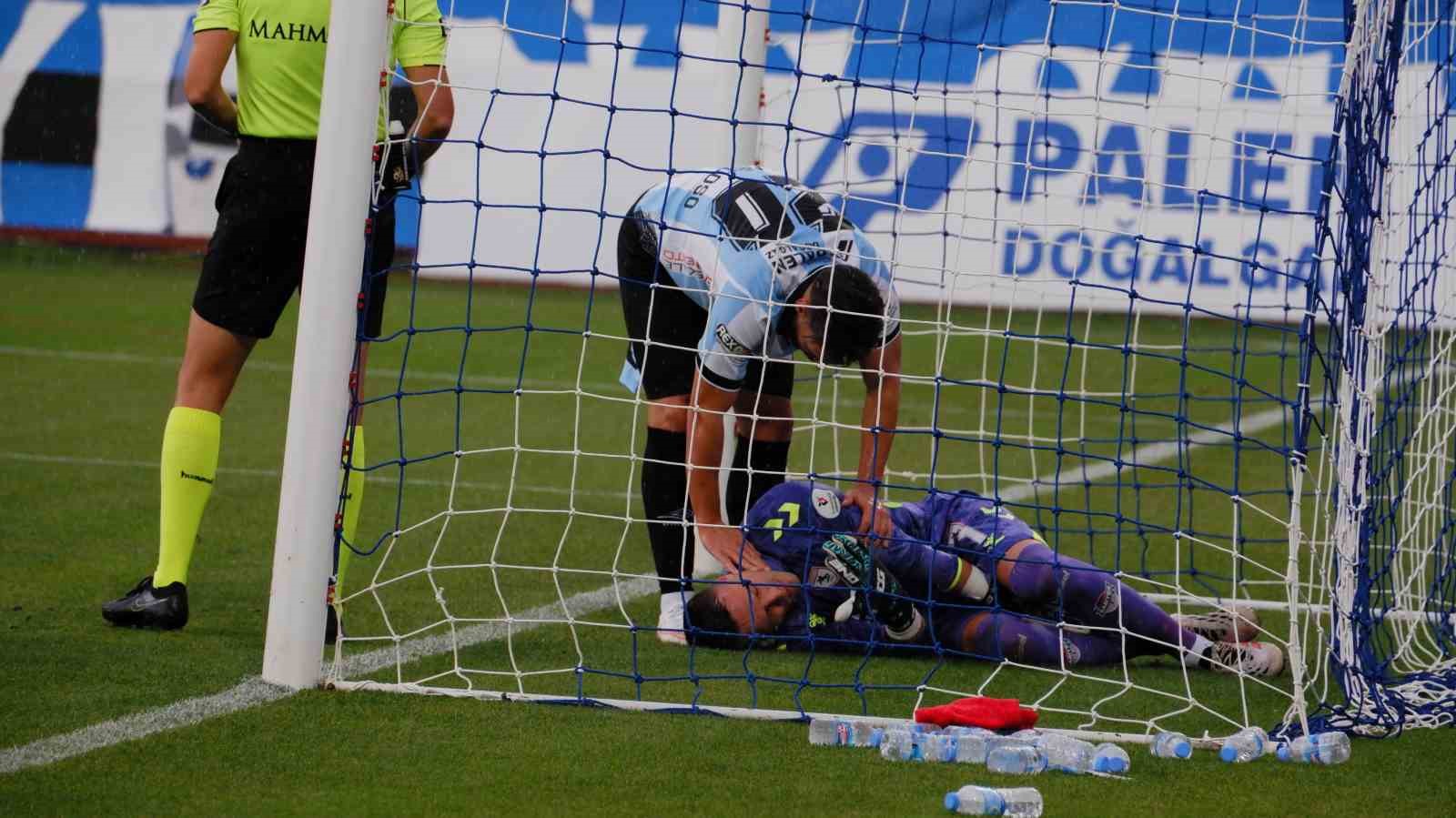 Trendyol Süper Lig: Erzurumspor FK: 1 - Samsunspor: 0 (İlk yarı)