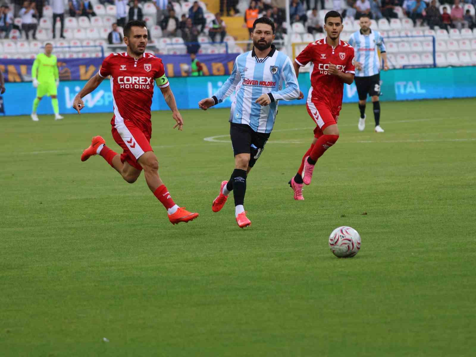 Trendyol Süper Lig: Erzurumspor FK: 1 - Samsunspor: 0 (İlk yarı)