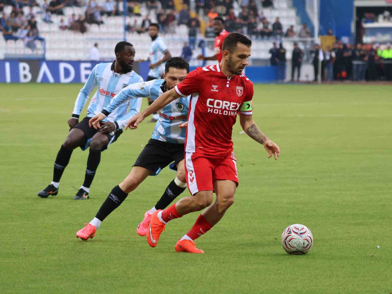 Trendyol Süper Lig: Erzurumspor FK: 1 - Samsunspor: 0 (İlk yarı)