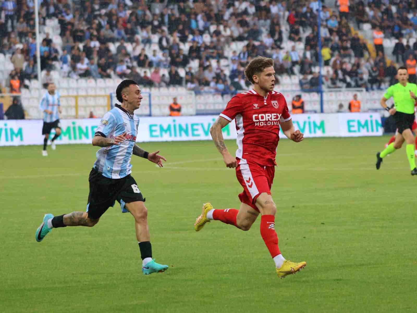 Trendyol Süper Lig: Erzurumspor FK: 1 - Samsunspor: 0 (İlk yarı)