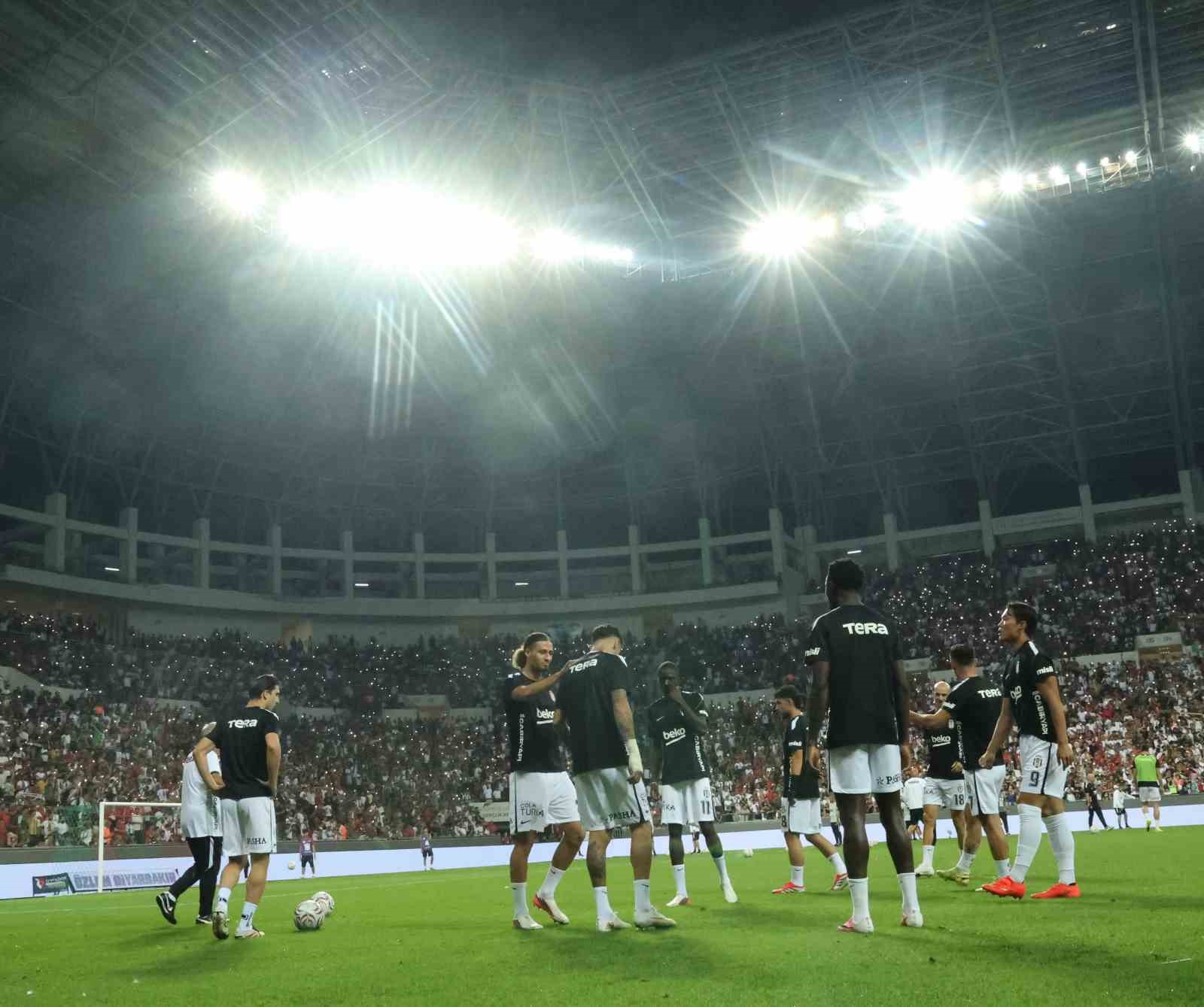 Trendyol Süper Lig: Amed Sportif Faaliyetler: 2 - Beşiktaş: 0 (İlk yarı)