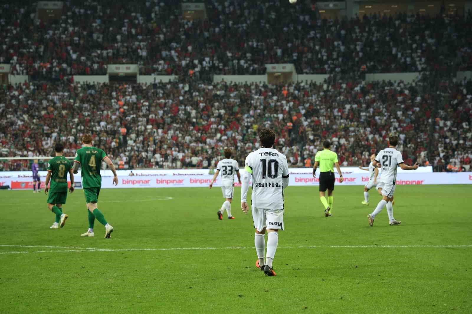Trendyol Süper Lig: Amed Sportif Faaliyetler: 3 - Beşiktaş: 2 (Maç sonucu)