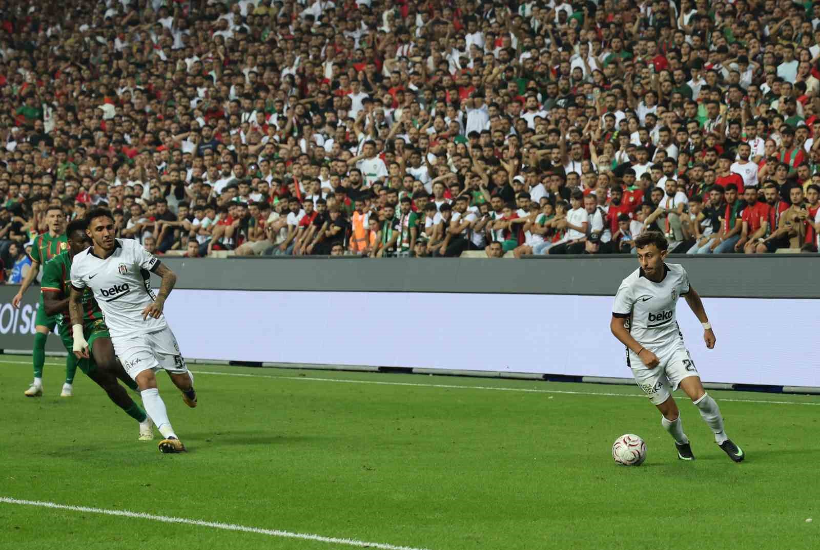 Trendyol Süper Lig: Amed Sportif Faaliyetler: 3 - Beşiktaş: 2 (Maç sonucu)