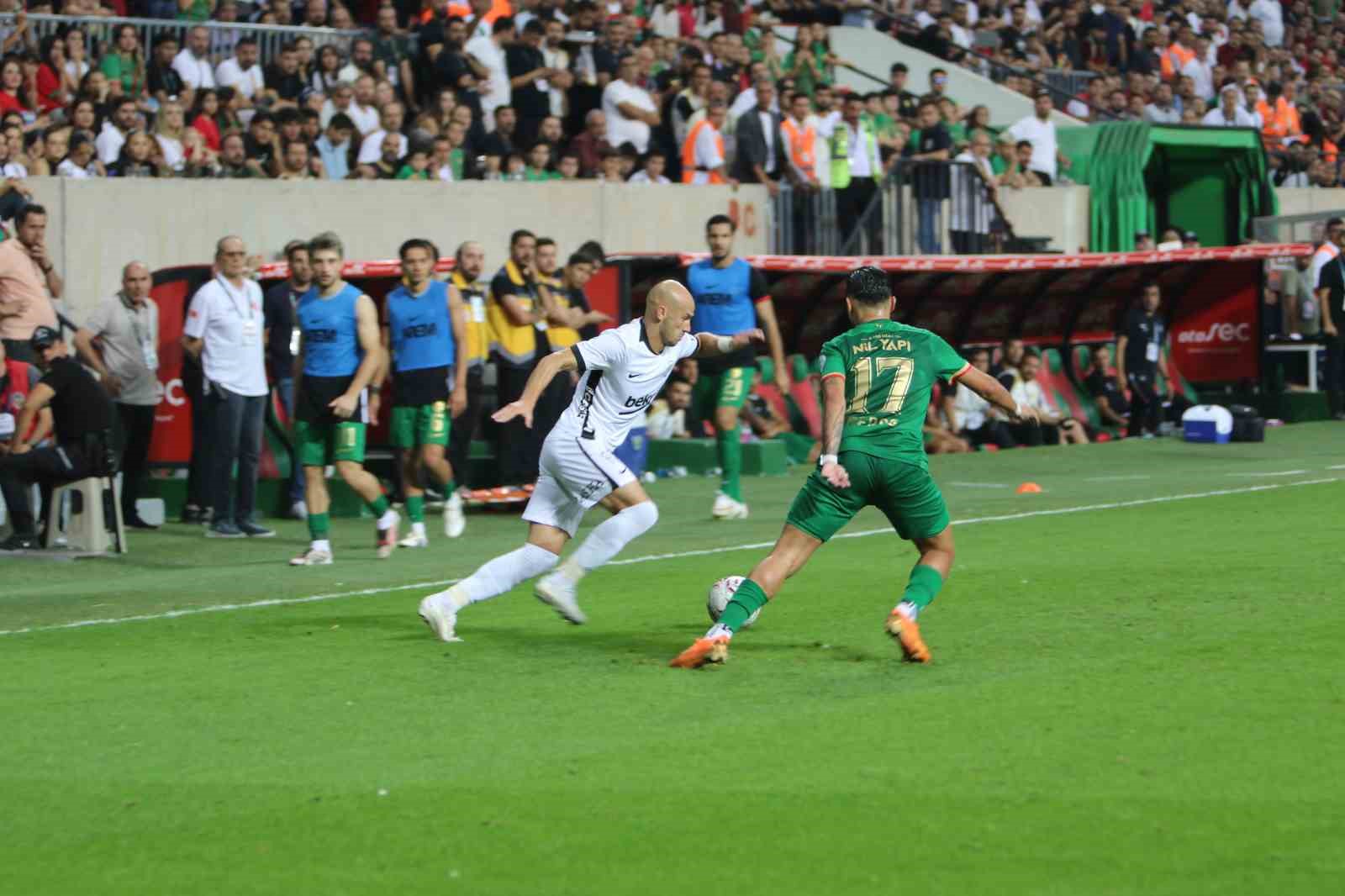 Trendyol Süper Lig: Amed Sportif Faaliyetler: 3 - Beşiktaş: 2 (Maç sonucu)