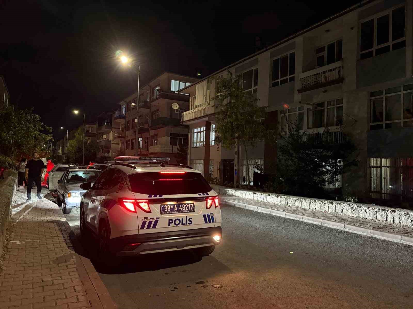 Kayseri’de bıçaklı kavga: 1 ağır yaralı