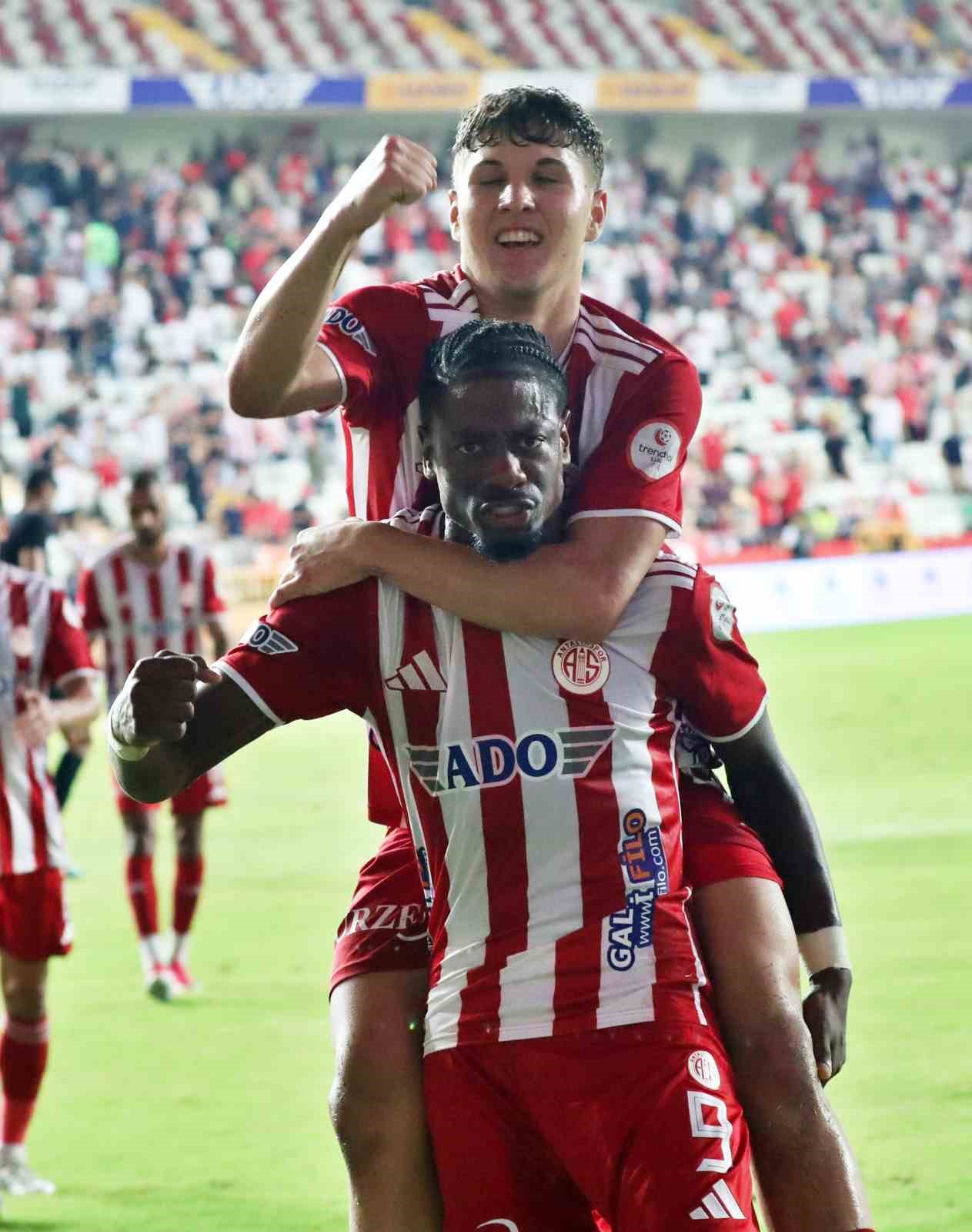 Trendyol 1. Lig: Antalyaspor: 3 - Vanspor FK: 0