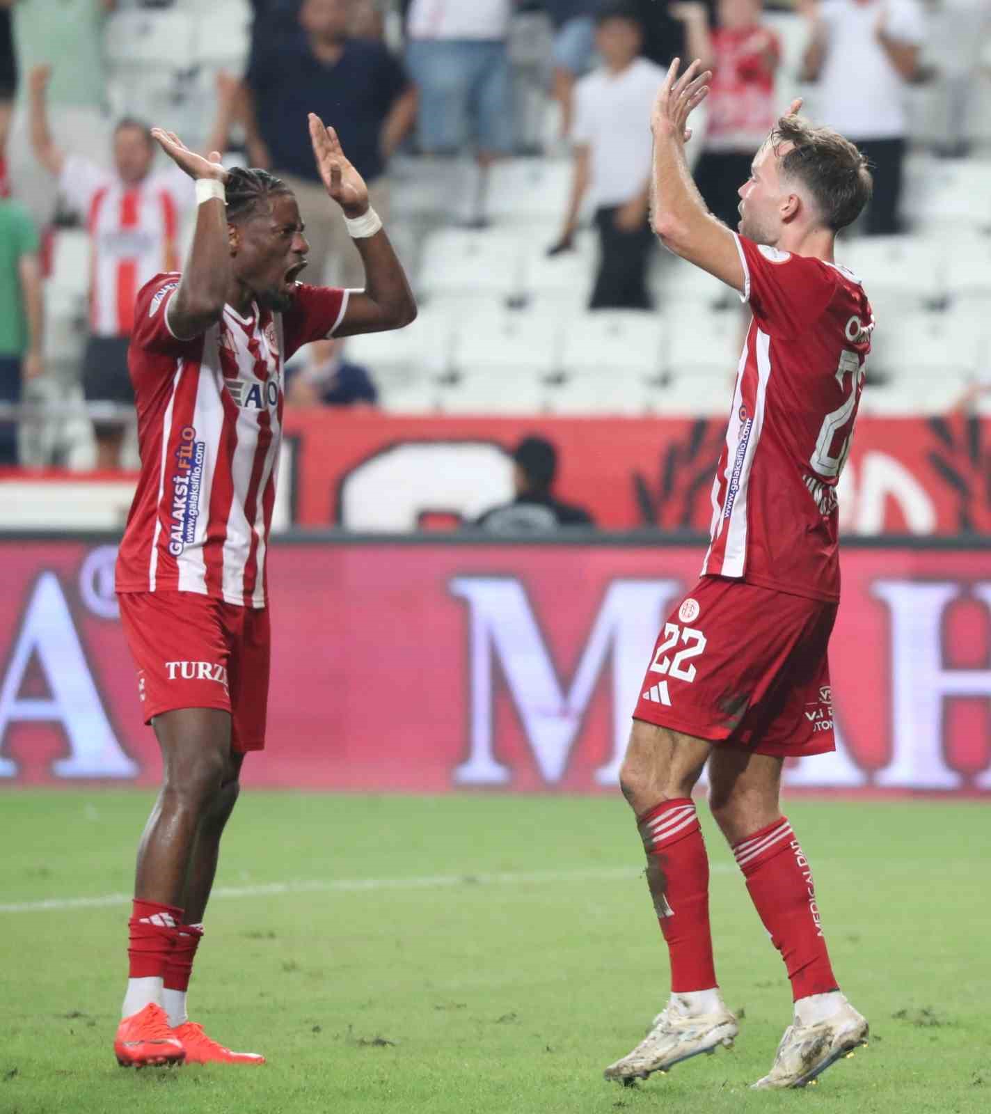 Trendyol 1. Lig: Antalyaspor: 3 - Vanspor FK: 0