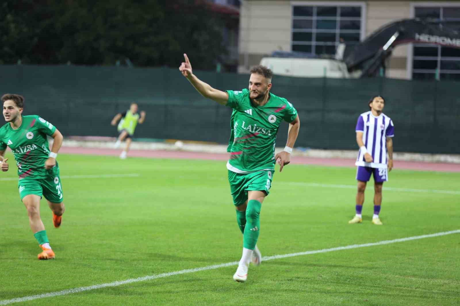 TFF 2. Lig: Isbaş Isparta 32 Spor: 3 - Güzide Gebzespor: 3