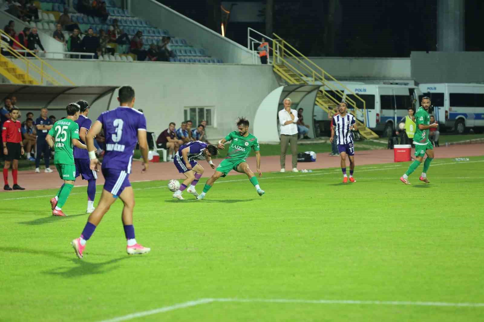 TFF 2. Lig: Isbaş Isparta 32 Spor: 3 - Güzide Gebzespor: 3