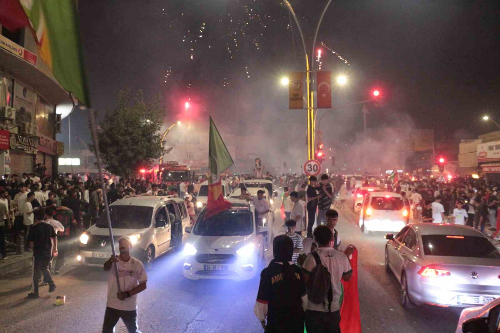 Amed Sportif Faaliyetler’in Beşiktaş zaferi Cizre’de coşkuyla kutlandı