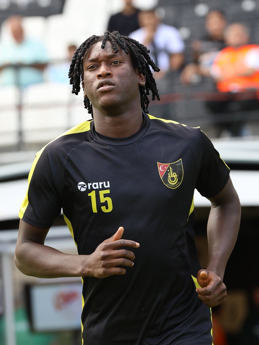 İstanbulsporlu genç oyuncu Elvin Mendy Manisa’da anjiyoya alındı
