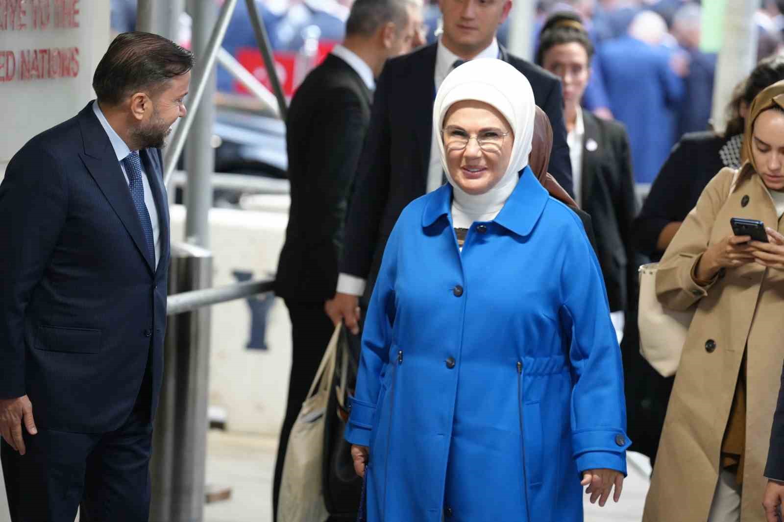 Cumhurbaşkanı Erdoğan Türkevi’ne geldi
