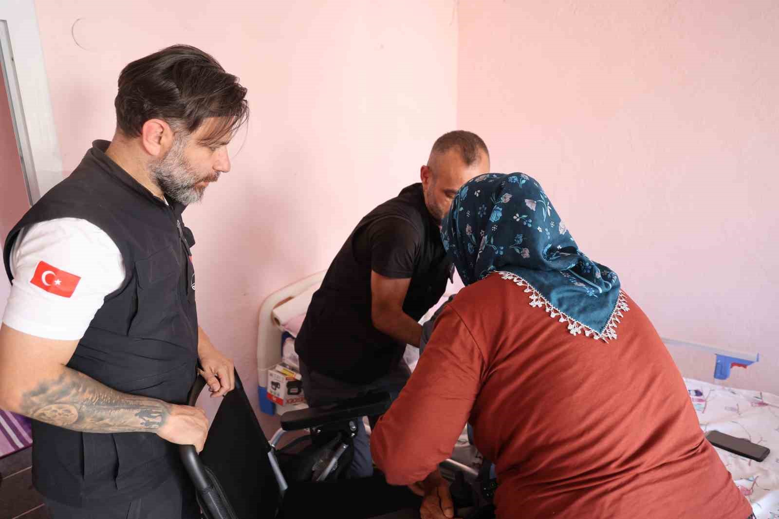Orman yangınında tamamen yanan evin eşyaları yenilendi