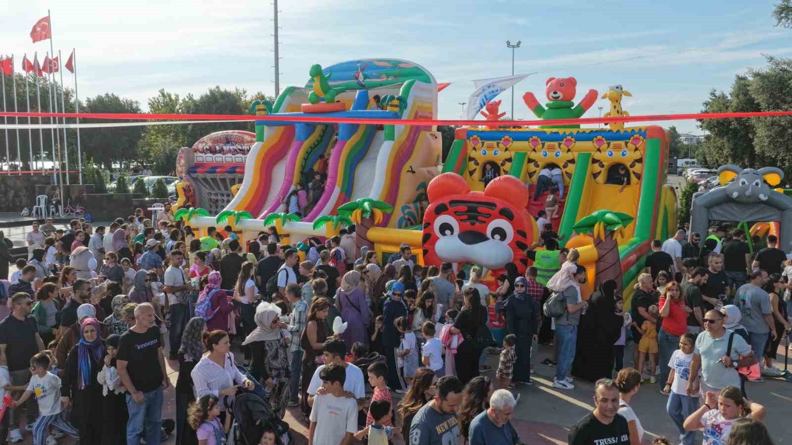 Tuzla’da Yaz Spor Okulları coşkuyla tamamlandı