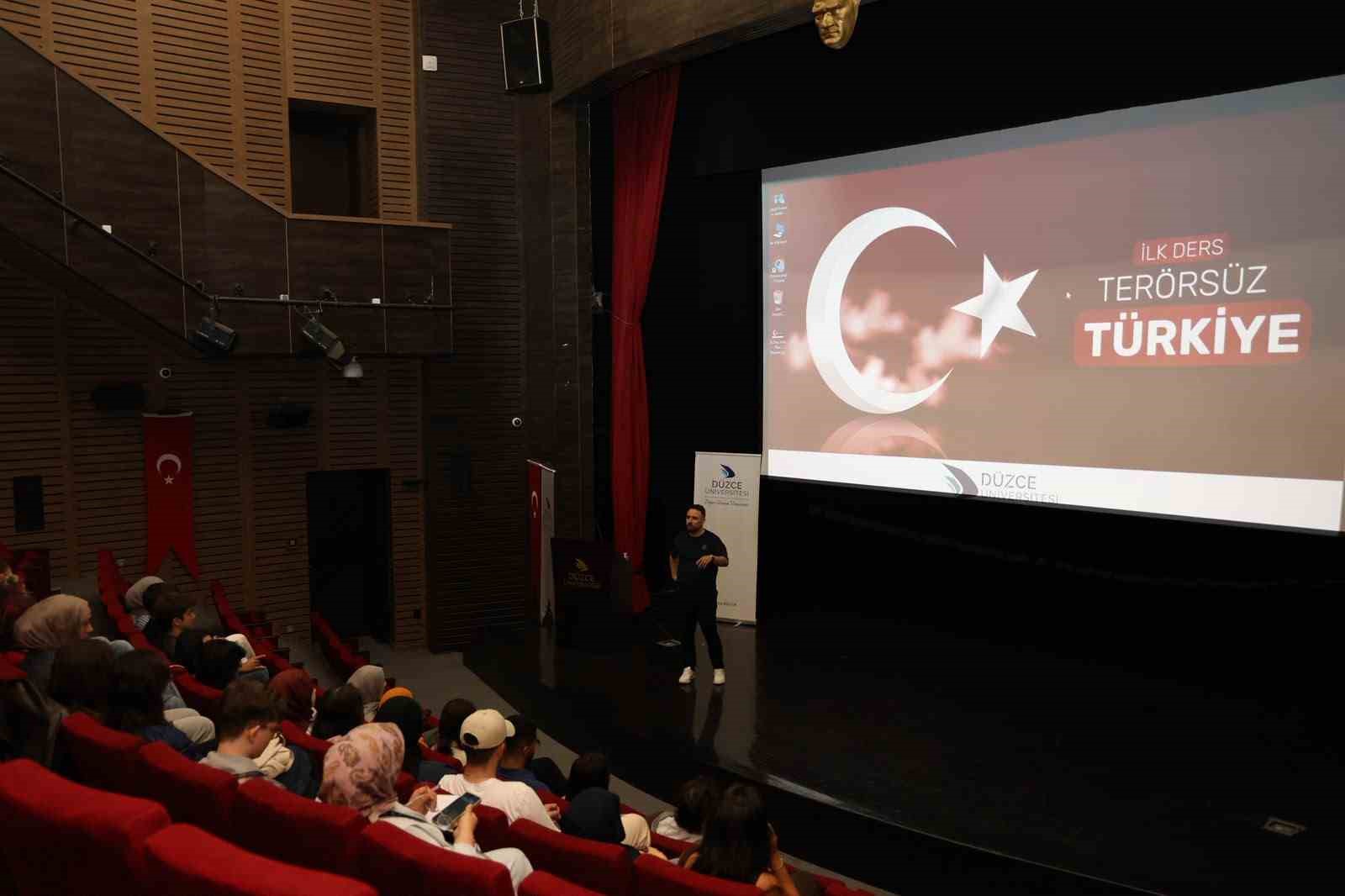 Düzce Üniversitesi’nde 2026-2027 akademik yılı başladı