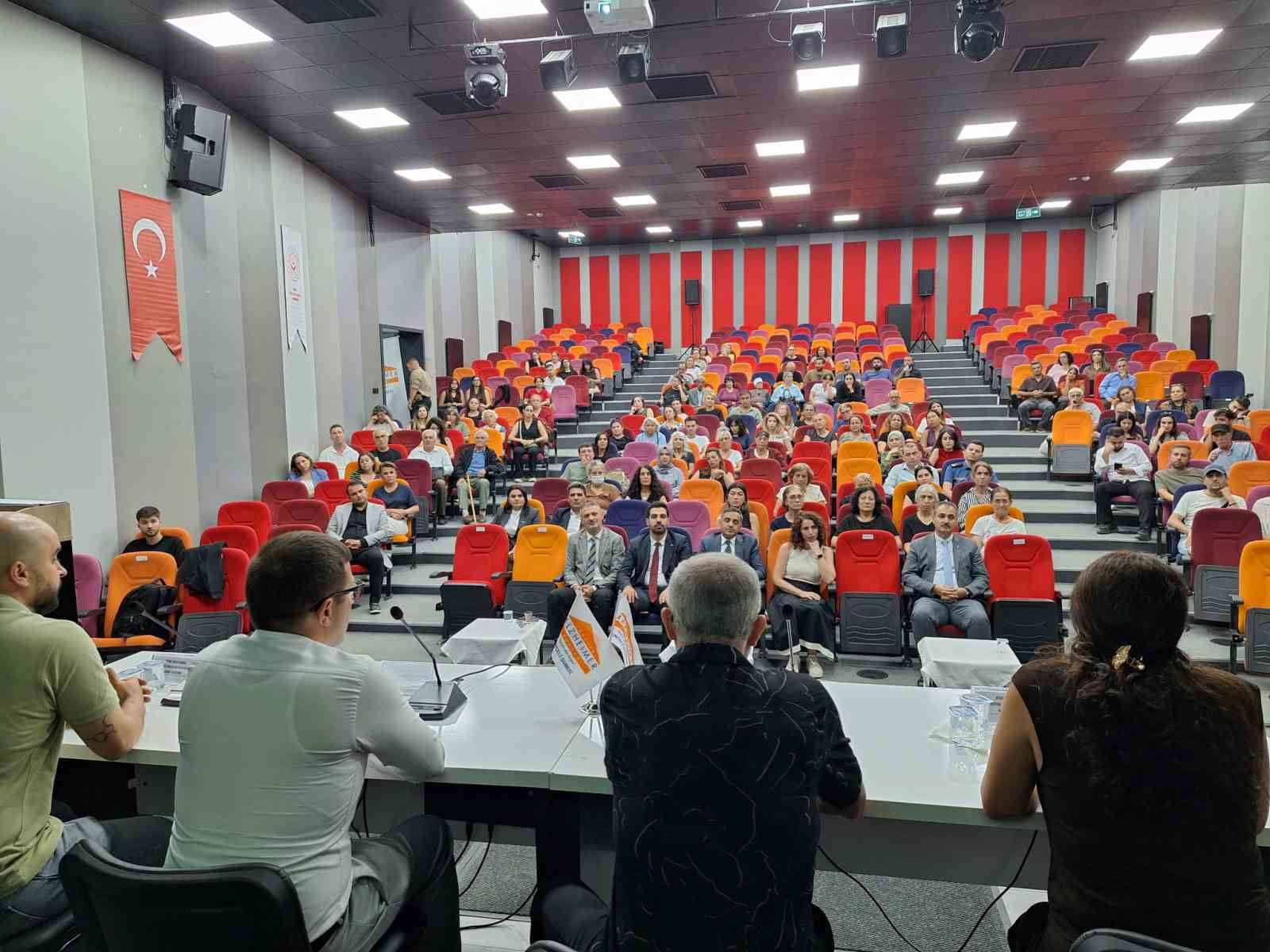 Tunceli’de, Alzheimer hastalığı ele alındı