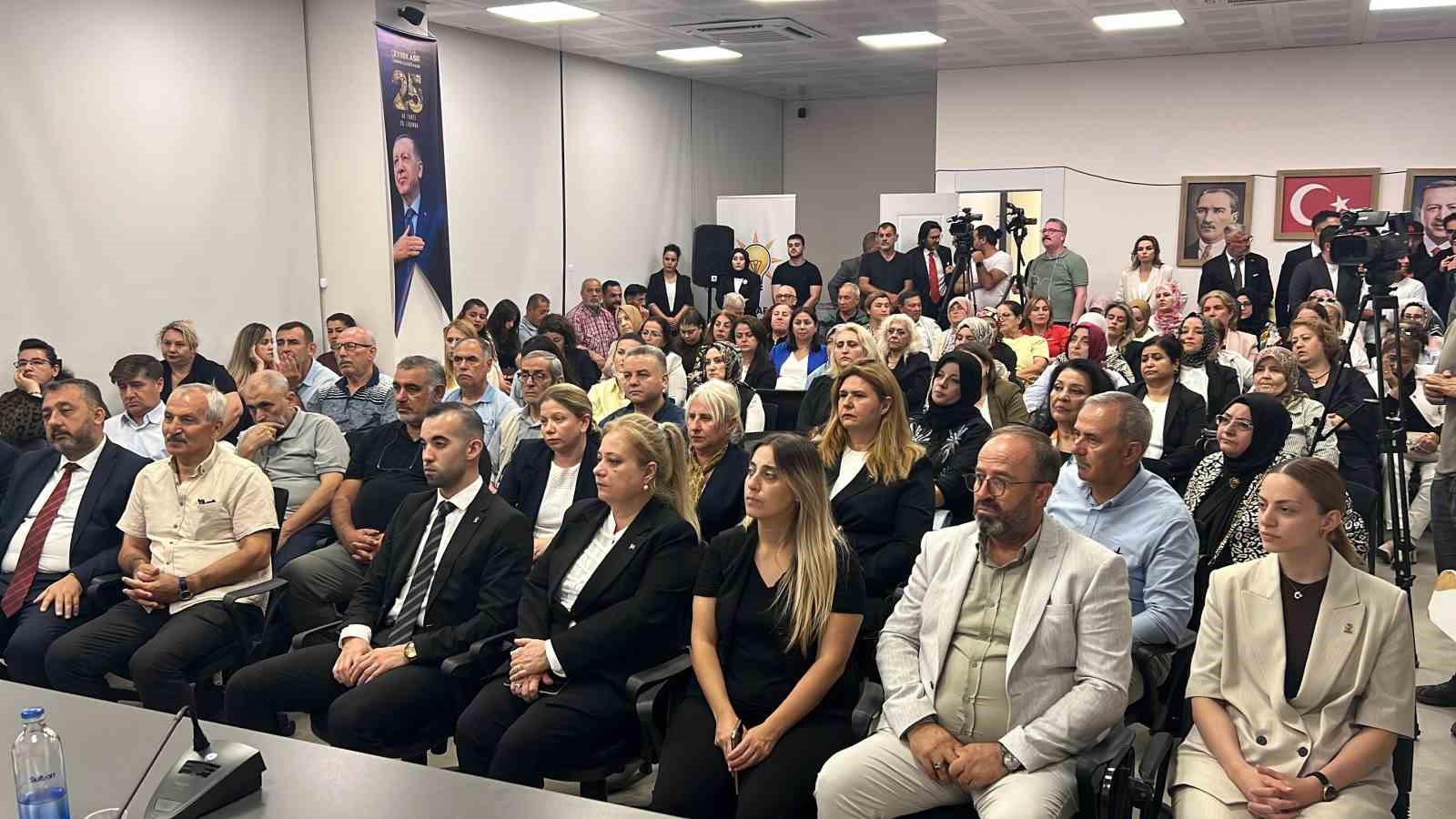 AK Partili Elitaş "Türkiye Yüzyılı Buluşmaları" için Çanakkale’de