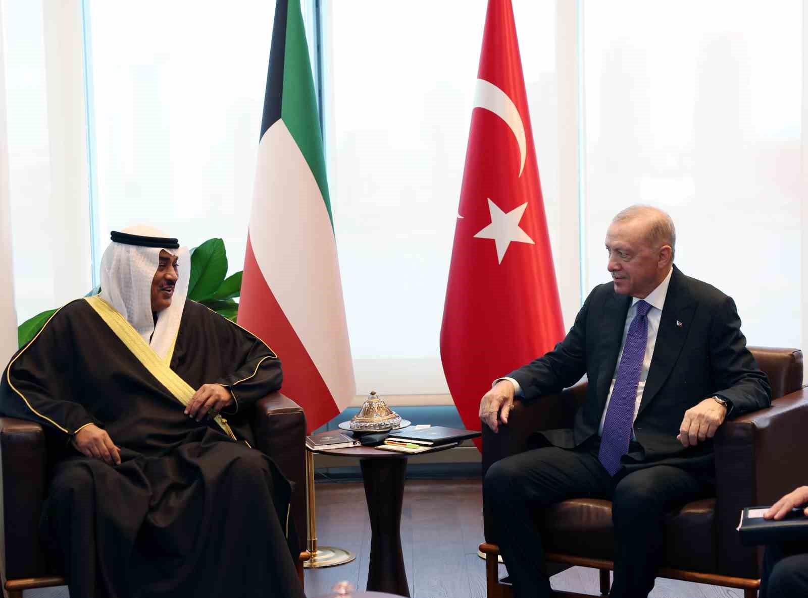 Cumhurbaşkanı Erdoğan, Kuveyt Veliaht Prensi Al-Sabah ile görüştü