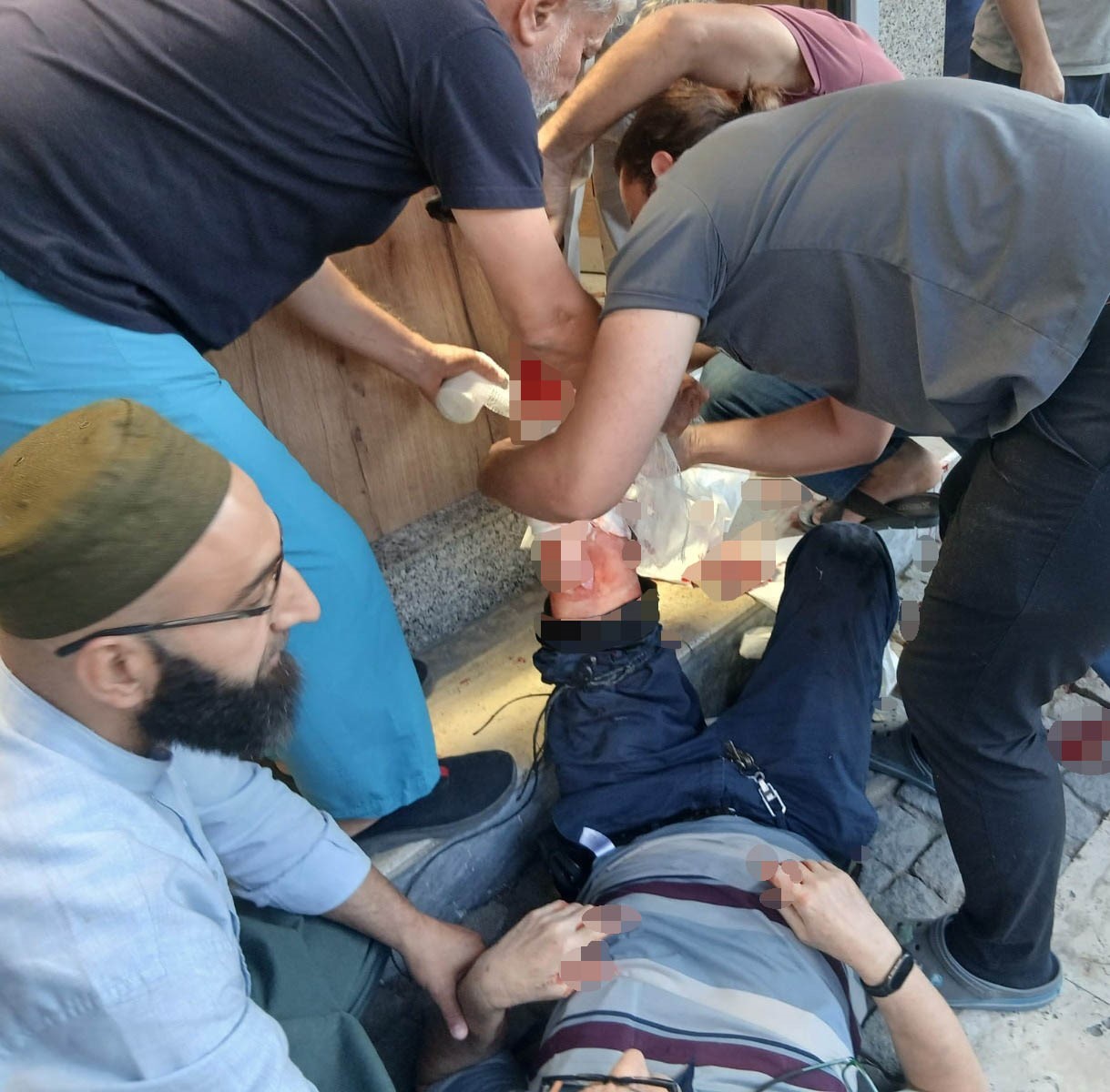 Manisa’da kuyumcu dükkanında silahlı soygun girişimi: 2 yaralı