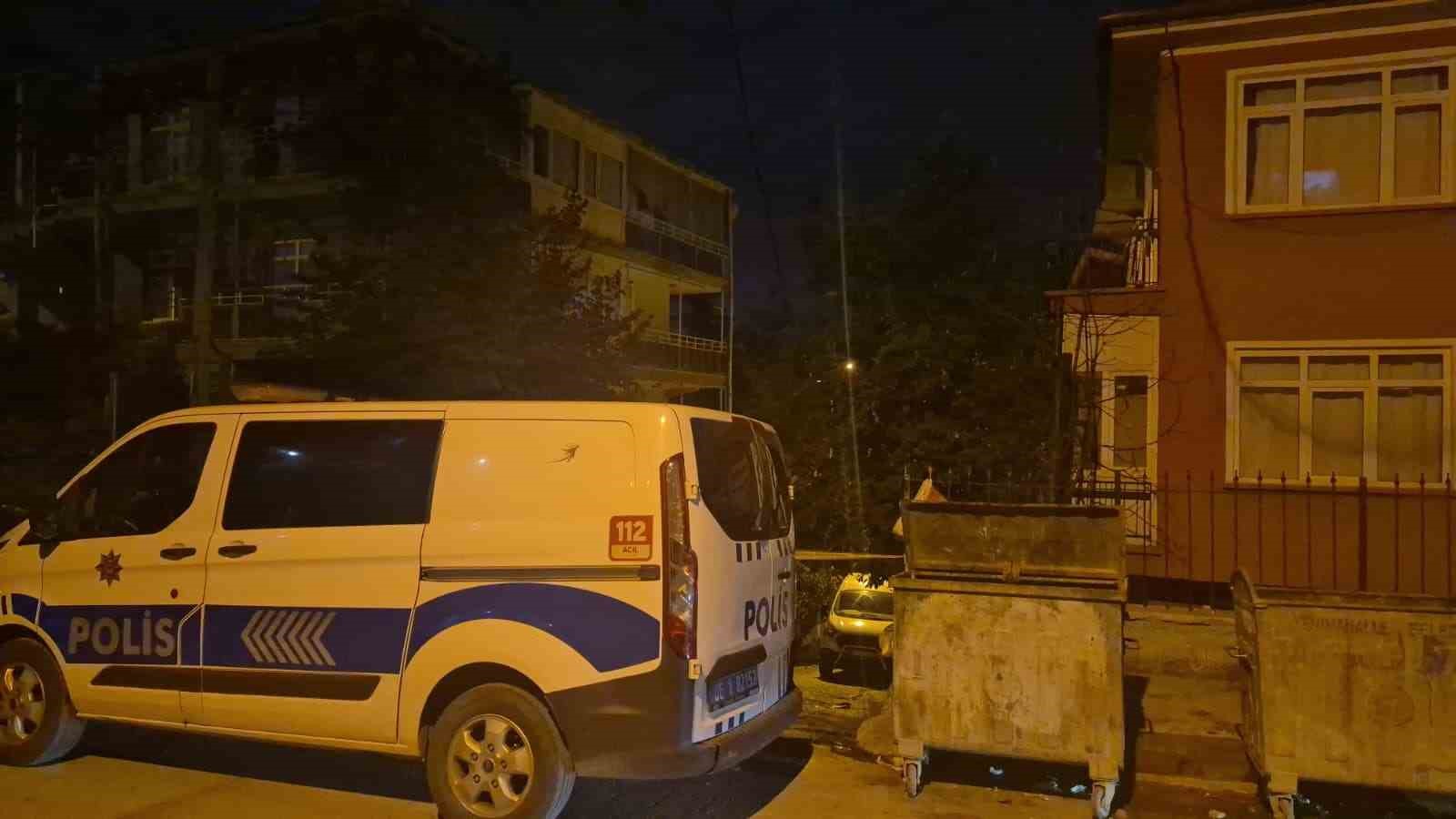 Ankara’da bir dairede 3 kişi ölü olarak bulundu