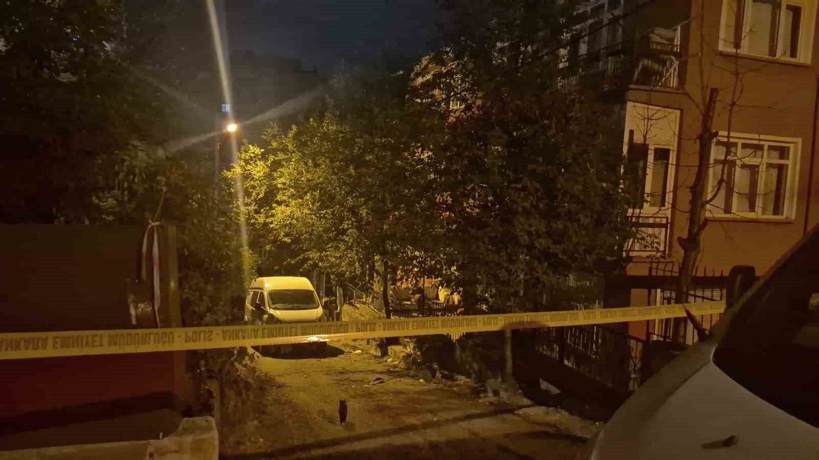 Ankara’da bir dairede 3 kişi ölü olarak bulundu