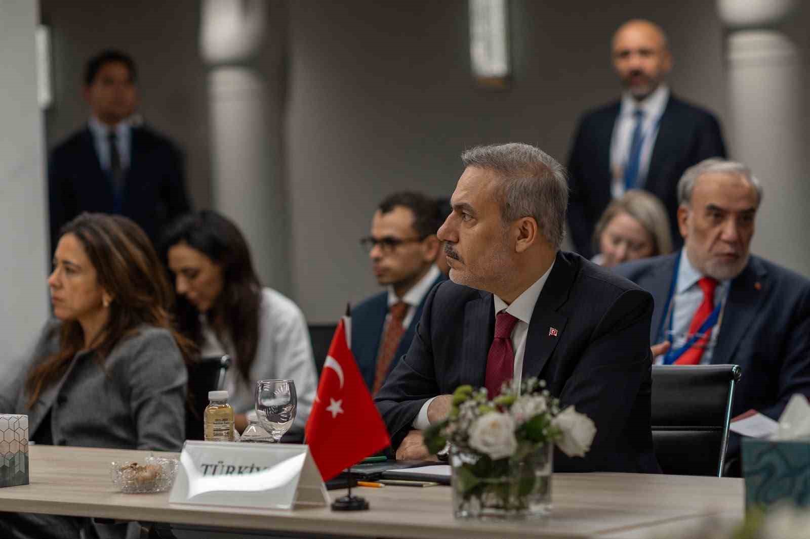 Bakan Fidan, Sekizli Grup eş güdüm toplantısına katıldı