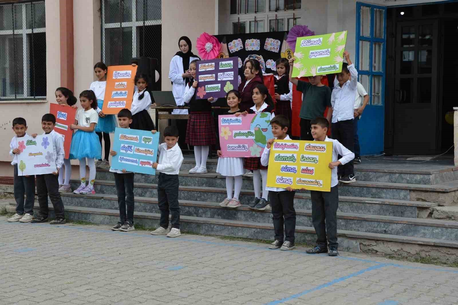 Patnos’ta İlköğretim Haftası coşkusu