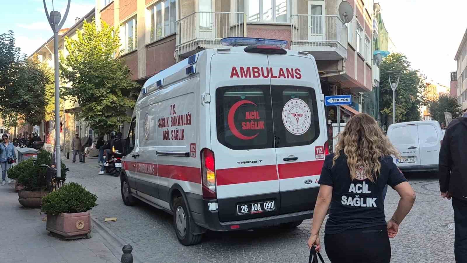 Dükkânında öldü veya bayıldı diye endişe edilen esnaf sanayide çıktı
