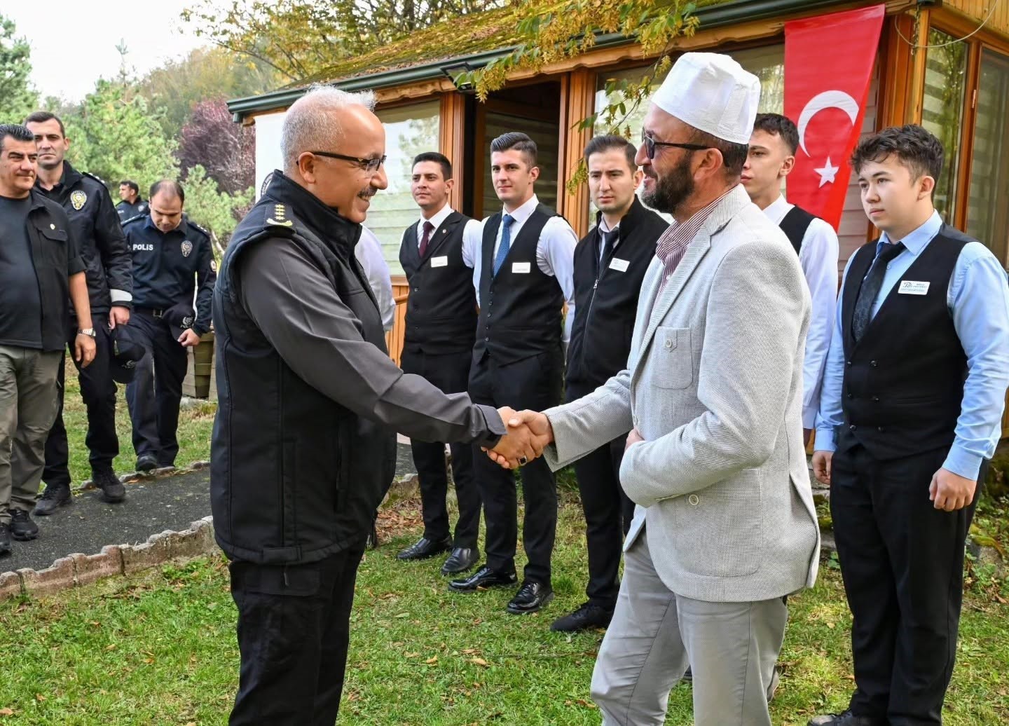 Bolu polisinin yeni araçları dualarla hizmete alındı