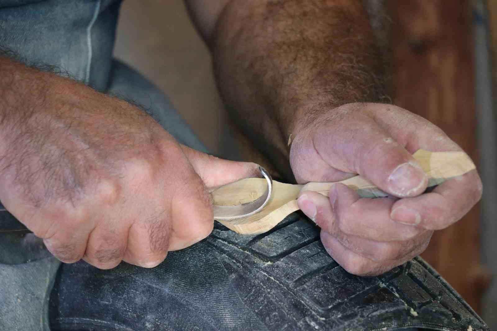 Çocuklarını sağlıklı beslemek isteyen ebeveynlerin tercihi şimşir kaşık