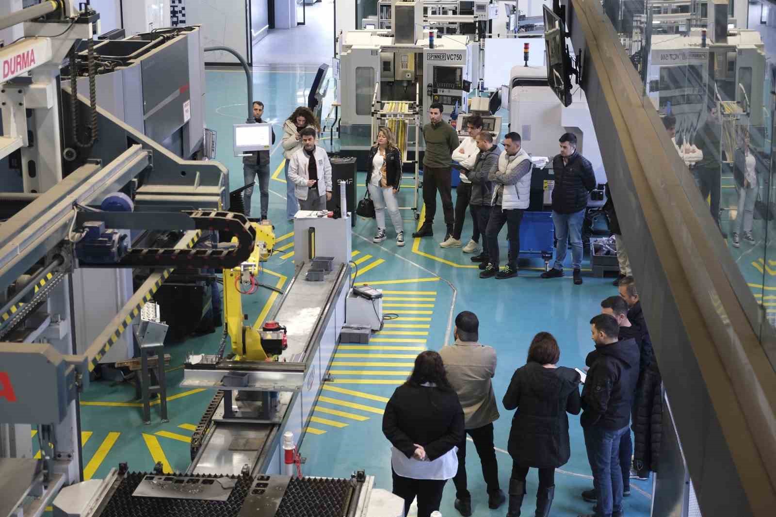 Bursa Model Fabrika’ya KOSGEB’den stratejik destek