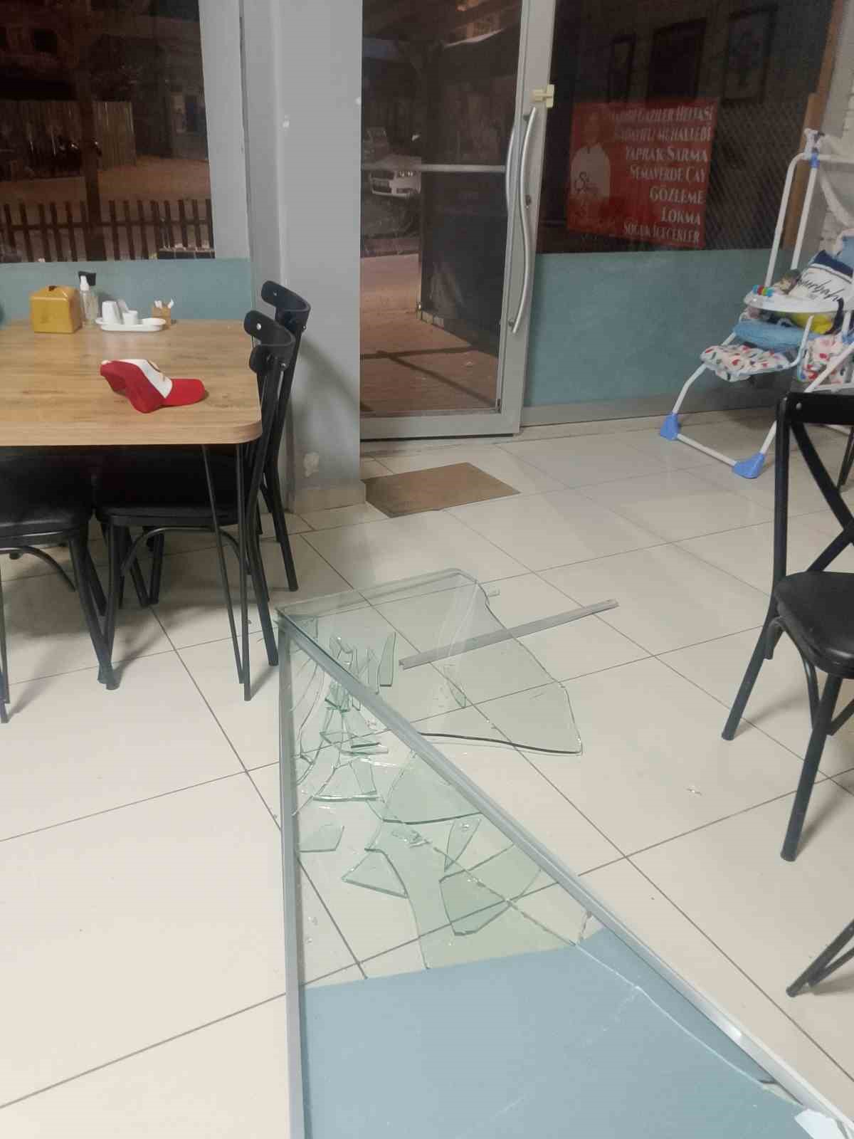 Edirne’de lokanta işletmecisi ve eşine saldırı: "Tek suçumuz ‘Beyler terbiyeli olun’ demekti"