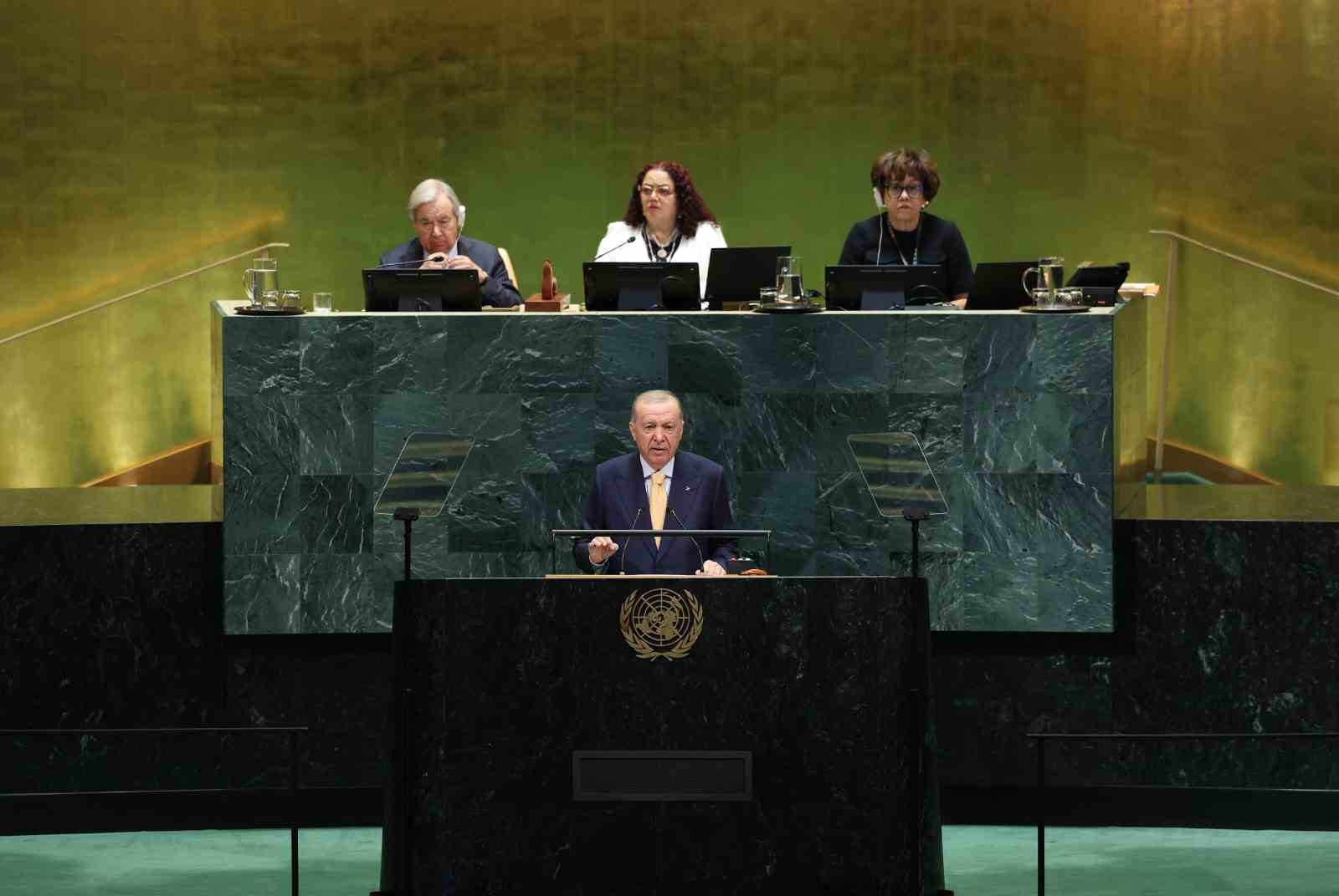 Cumhurbaşkanı Erdoğan: "Bizler, tıpkı geçen yıl olduğu gibi özgür ve egemen Filistin Devleti’nin sesi olacak, Filistin halkının mücadelesini bu kürsüden dünyaya duyurmaya devam edeceğiz"