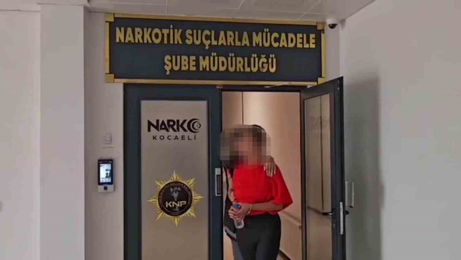Kocaeli’de zehir tacirlerine operasyon: Skank, kokain ve ecstasy ele geçirildi