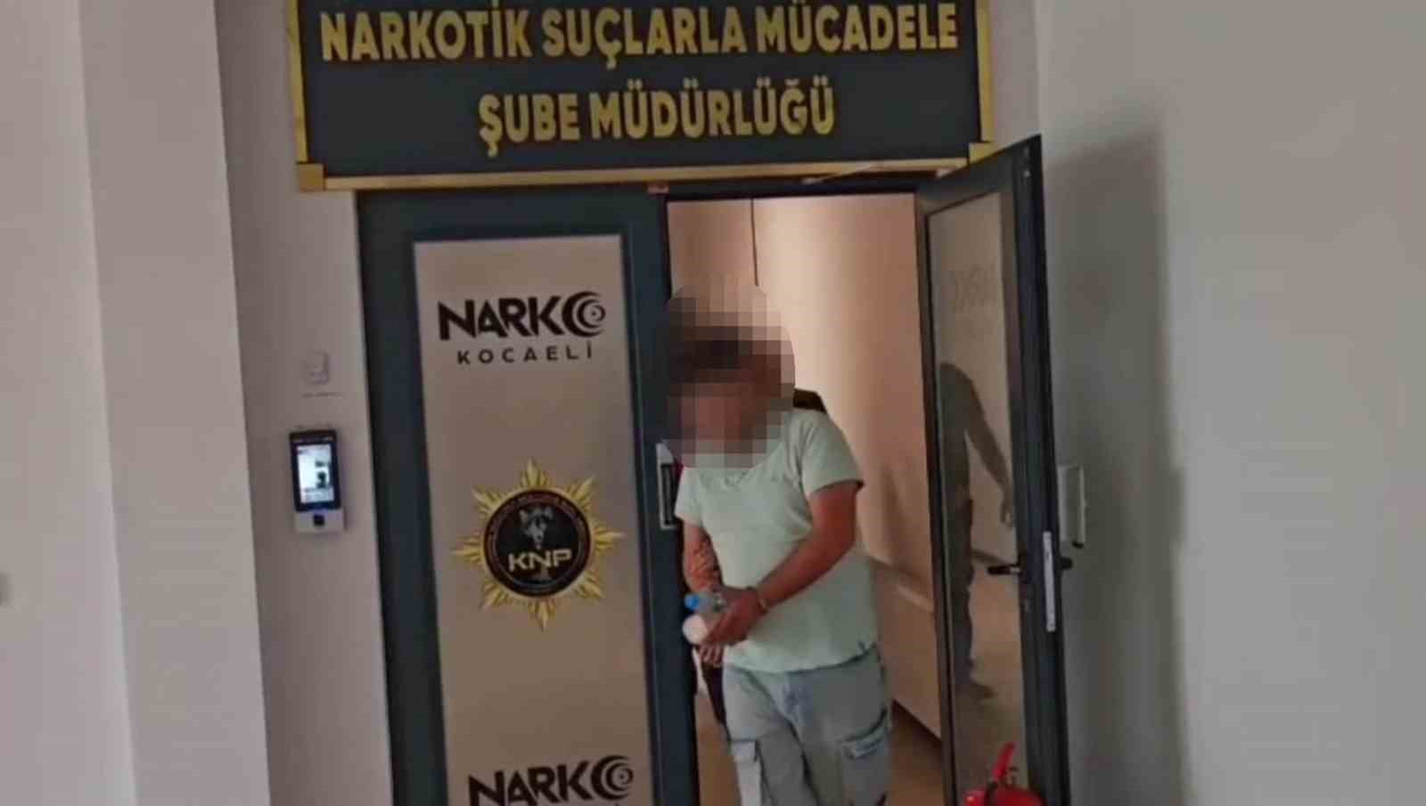 Kocaeli’de zehir tacirlerine operasyon: Skank, kokain ve ecstasy ele geçirildi