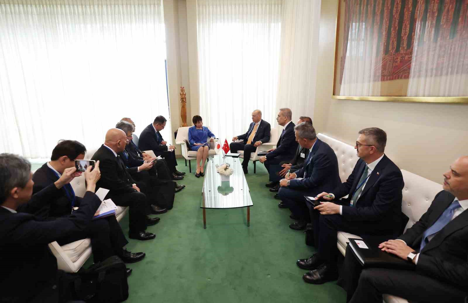 Cumhurbaşkanı Erdoğan, Japonya Başbakanı Takaichi ile görüştü