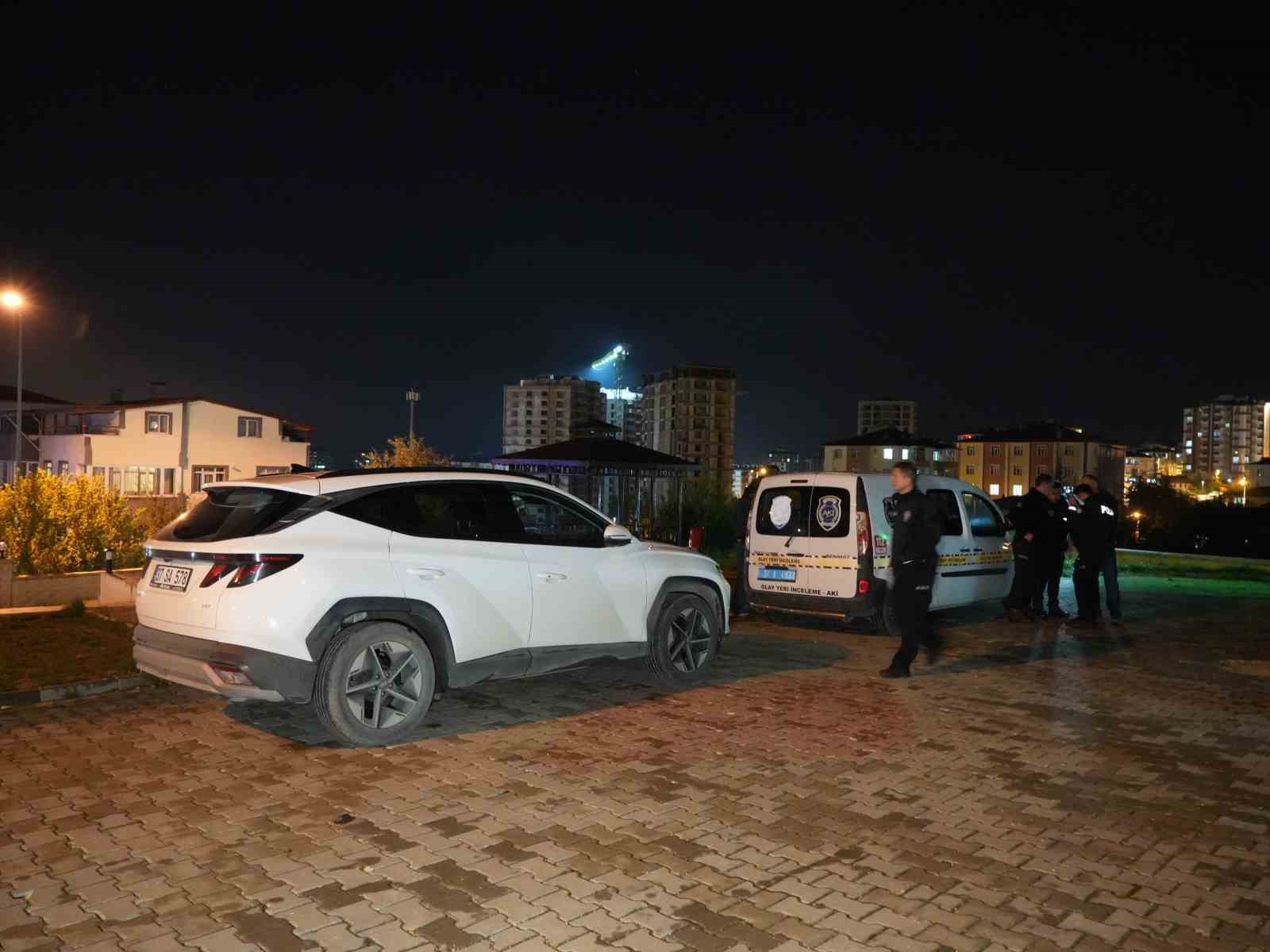 12. kattaki balkondan düşen kadın hayatını kaybetti