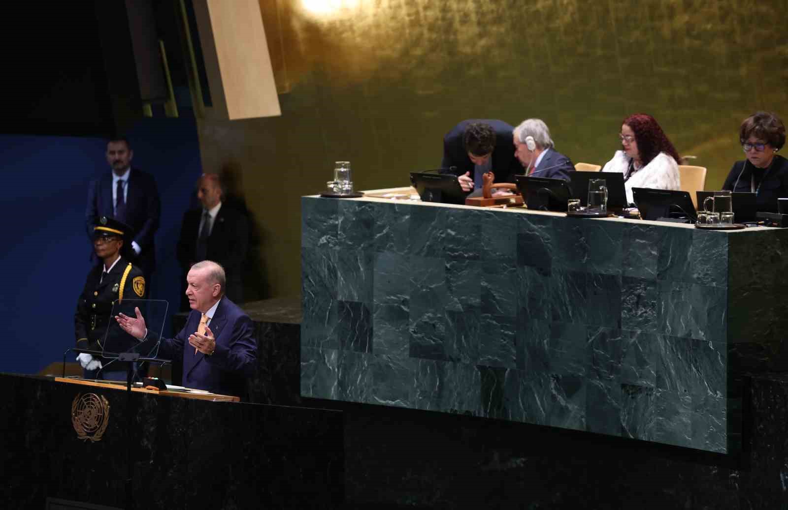 Cumhurbaşkanı Erdoğan: "Filistin halkının mücadelesini bu kürsüden dünyaya duyurmaya devam edeceğiz"