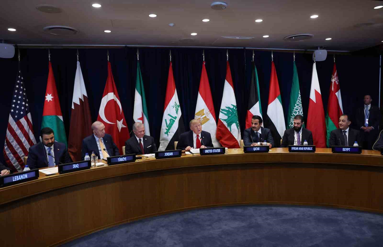 Trump’tan Cumhurbaşkanı Erdoğan’a övgüler: "Harika bir adam, o tam bir sert adam, onunla uğraşmayın"