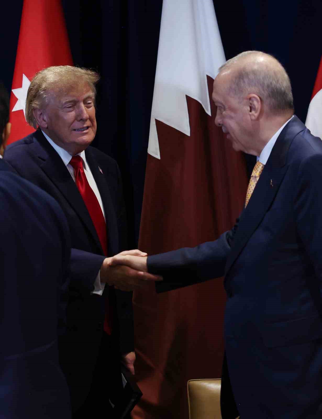 Trump’tan Cumhurbaşkanı Erdoğan’a övgüler: "Harika bir adam, o tam bir sert adam, onunla uğraşmayın"