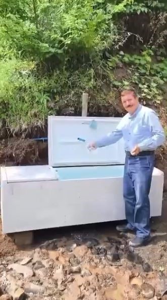 Atıl buzdolabını hayrat çeşmesine dönüştürdüler