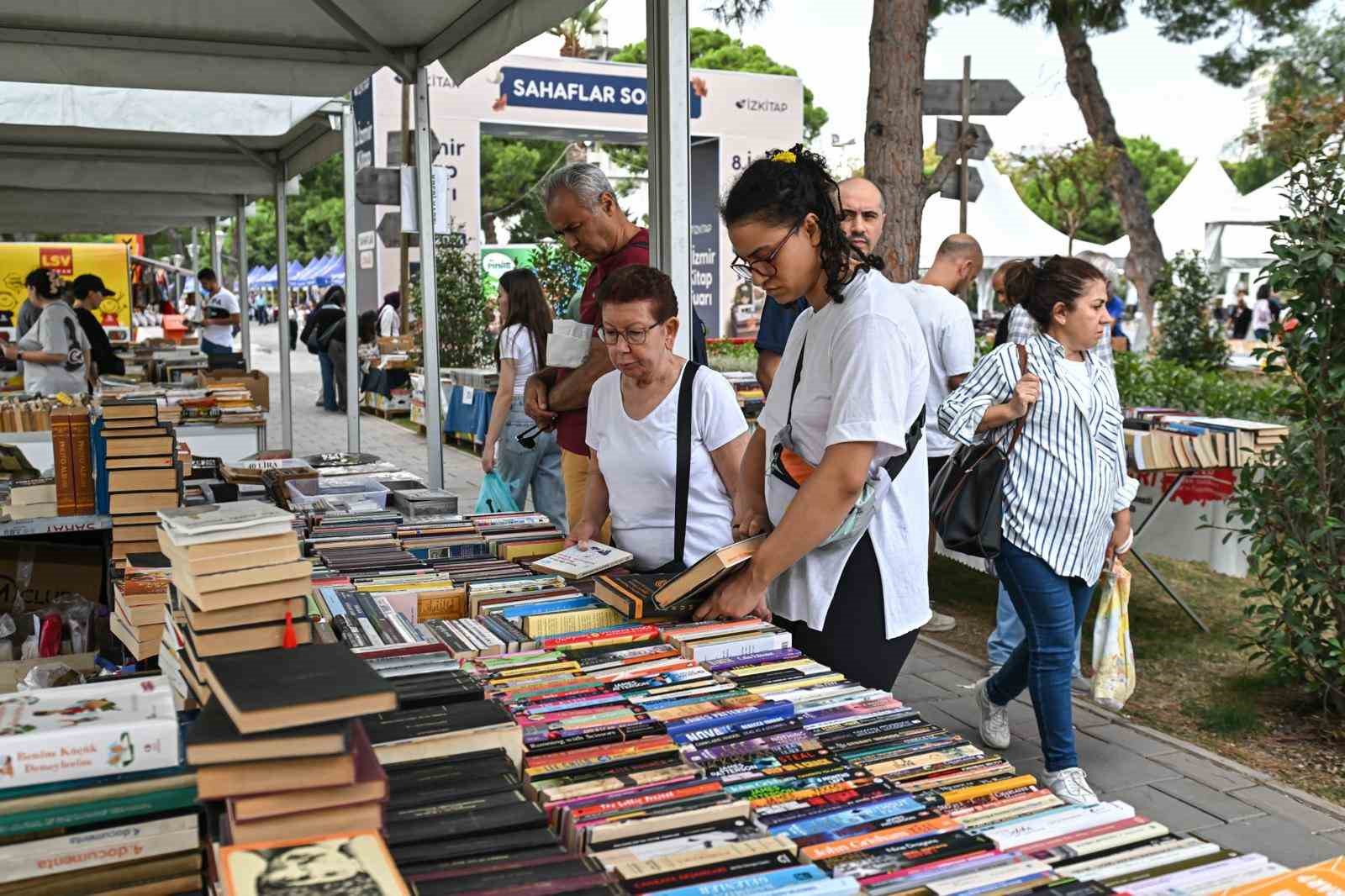 Kültürpark’ta İZKİTAP günleri